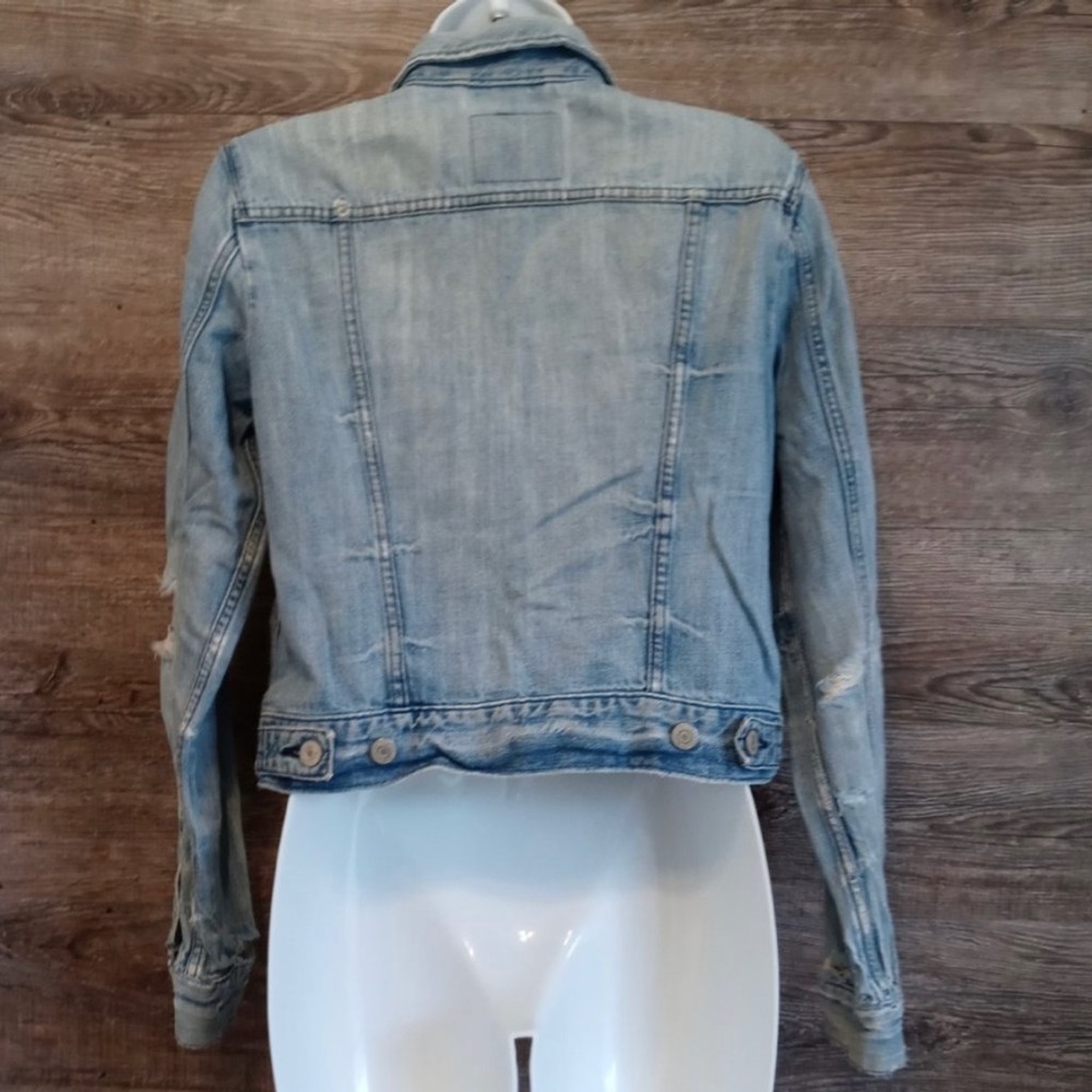 Vintage Levi’s Light Wash Distressed Trucker Jean Jacket Sz M - Picture 6 of 12